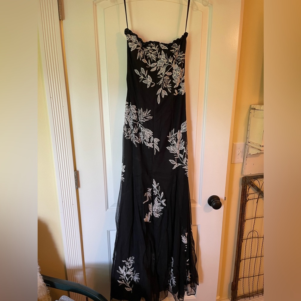 Black Strapless Beaded Gown - Picture 4 of 6